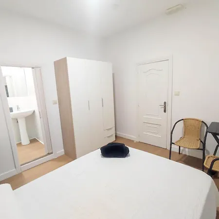 Airinos De 3* 比戈