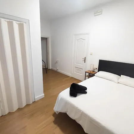 Pensionat Airinos De 3*