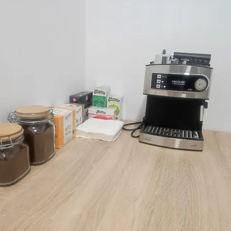 Airinos De 招待所